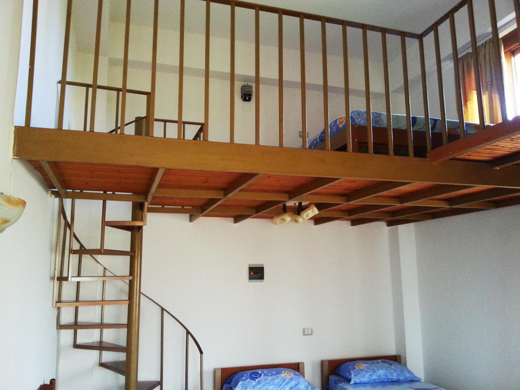 Flutura Apartments Vlore Bilik gambar