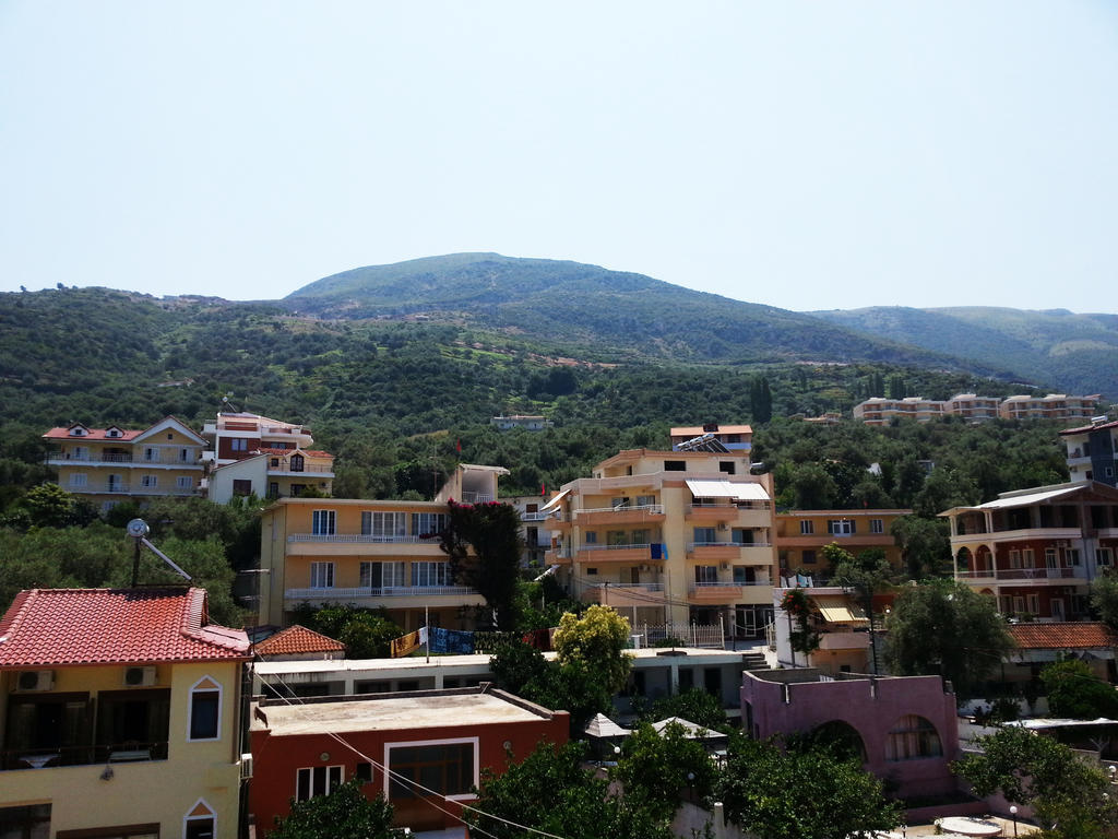 Flutura Apartments Vlore Luaran gambar