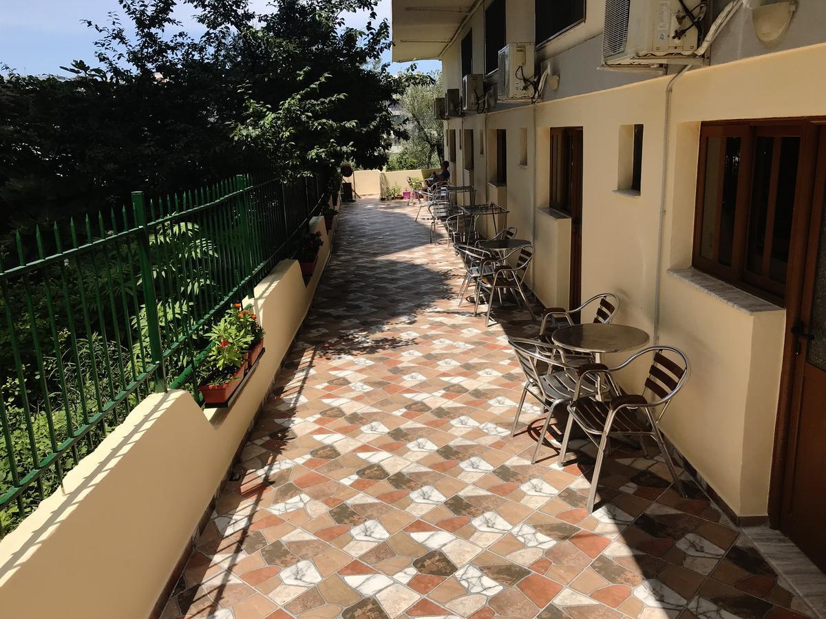 Flutura Apartments Vlore Luaran gambar